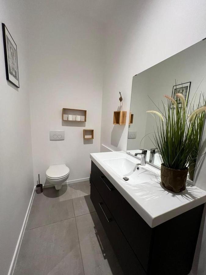 Appartamento Wellness Loft Huy Esterno foto