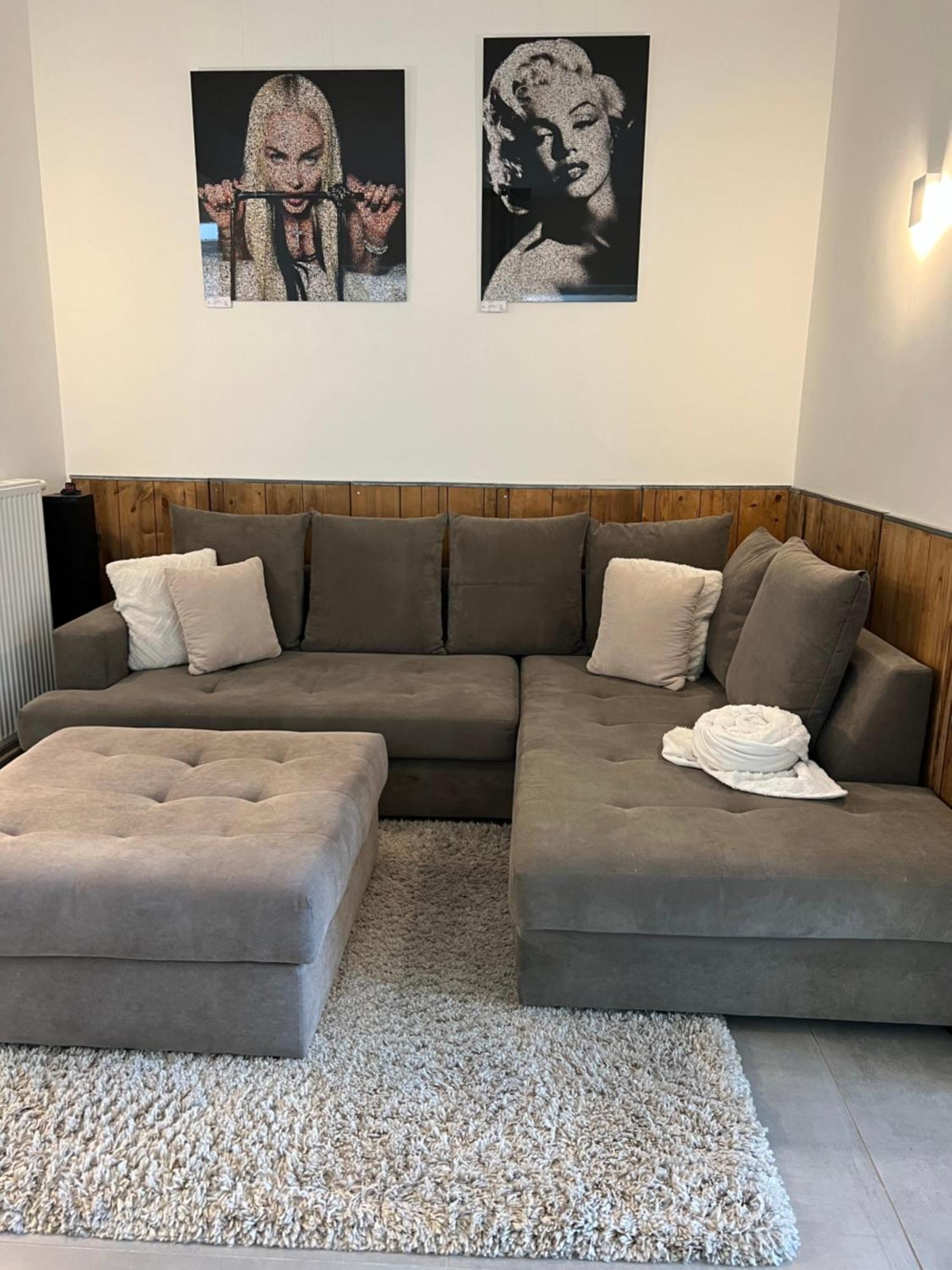 Appartamento Wellness Loft Huy Esterno foto